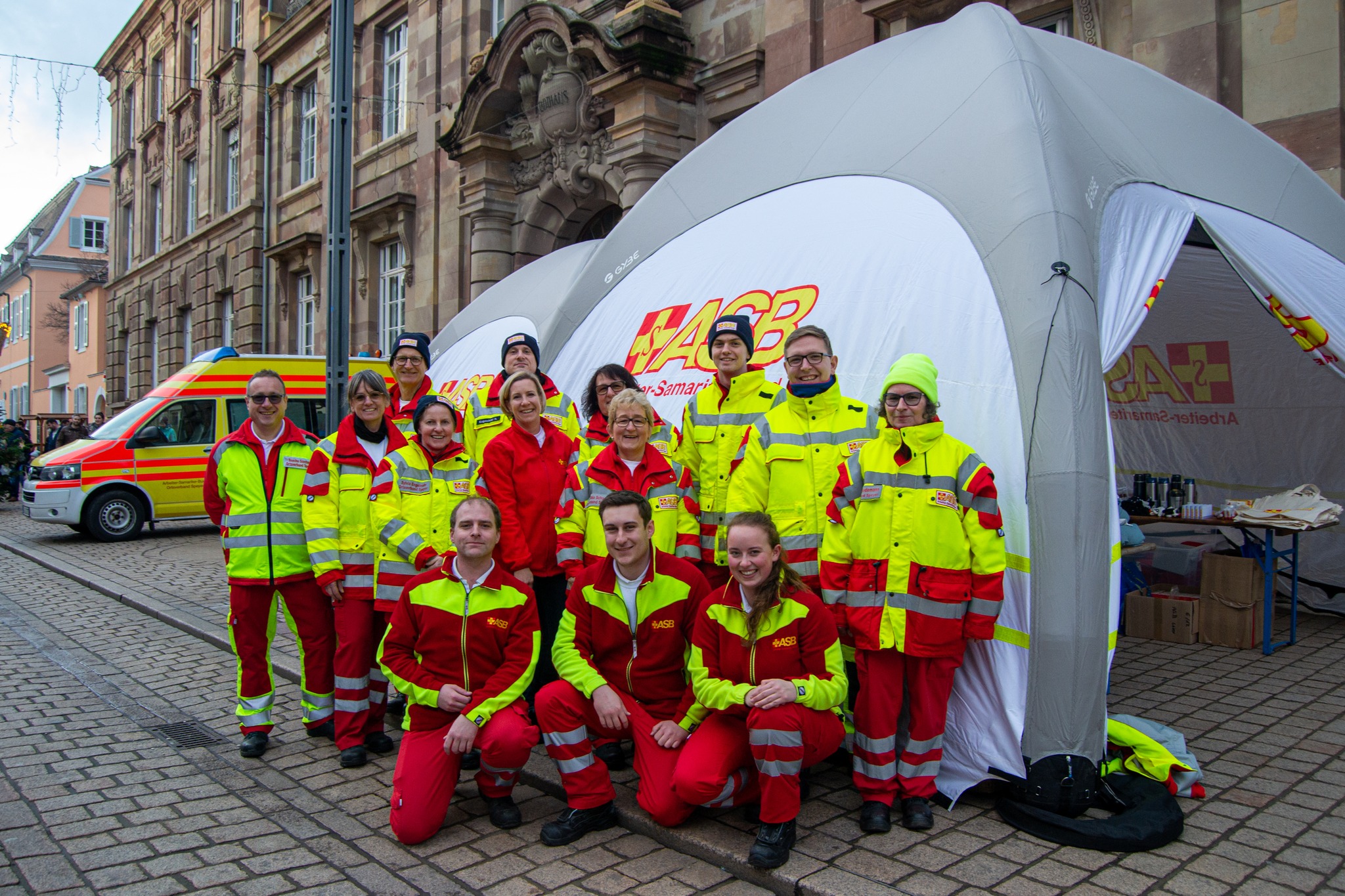 Gruppenfoto 1.jpg Gruppenbild 3.jpg